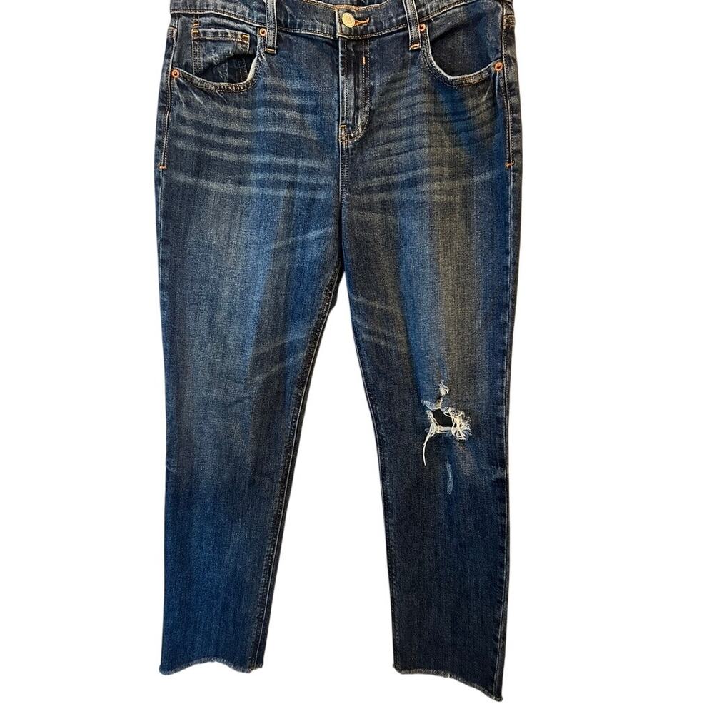 Old Navy Boyfriend Straight Distressed Jeans – Women’s Size 8 – Medium Wash